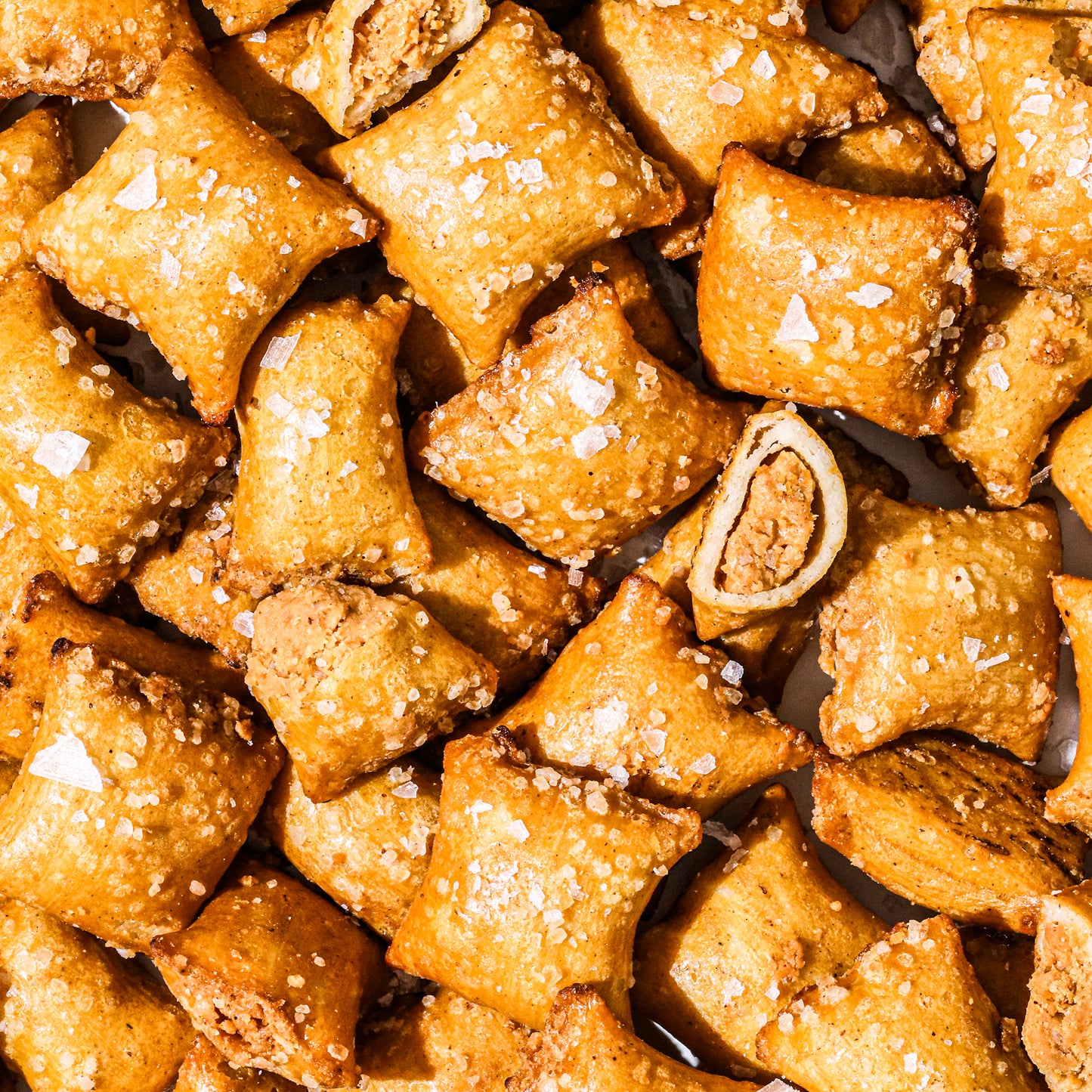 Cheddah Cheezy Filled Pretzel Nuggets